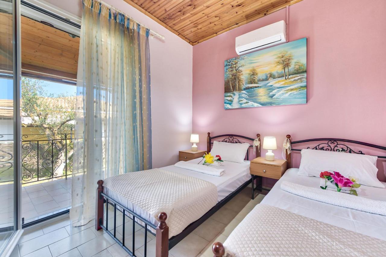 Toscana Villas Gaitani ภายนอก รูปภาพ