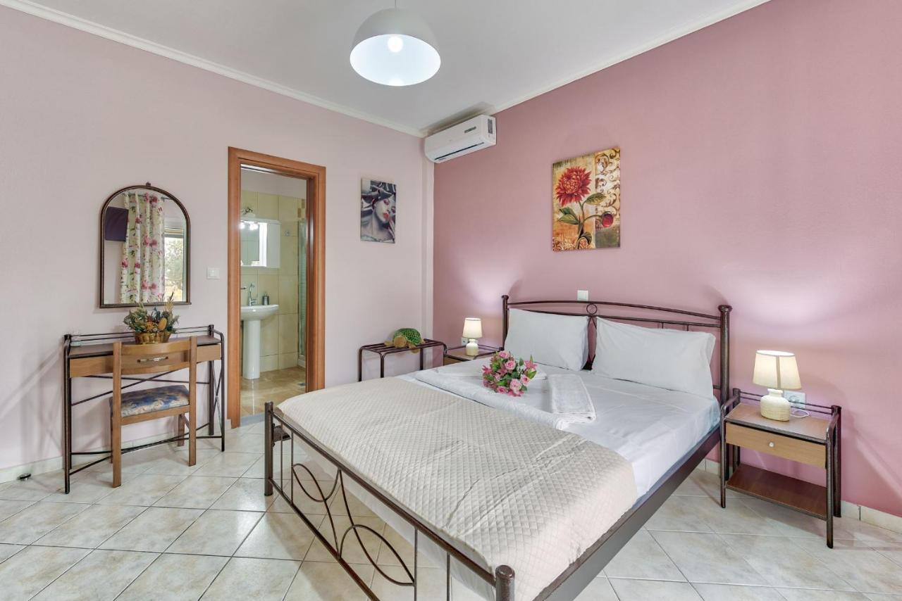 Toscana Villas Gaitani ภายนอก รูปภาพ