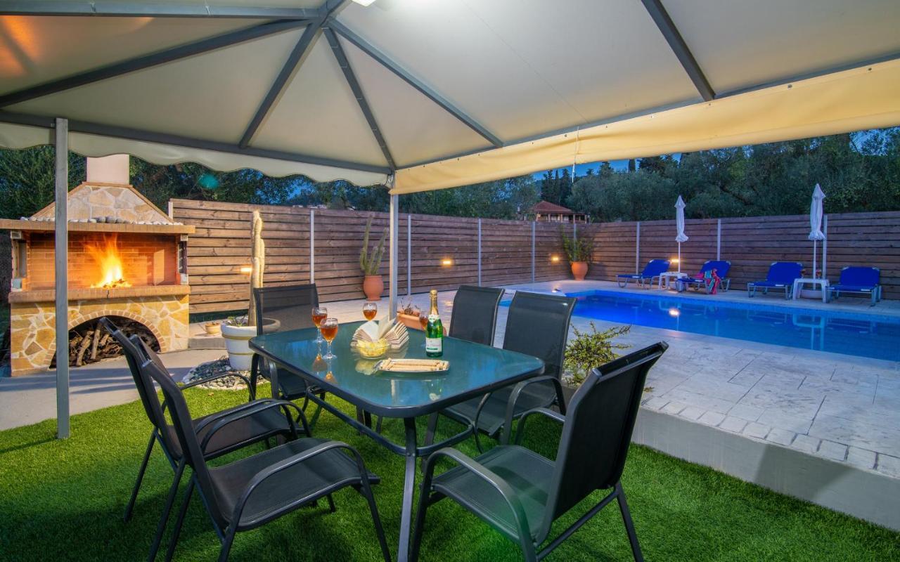 Toscana Villas Gaitani ภายนอก รูปภาพ