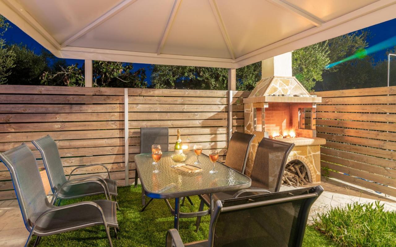 Toscana Villas Gaitani ภายนอก รูปภาพ