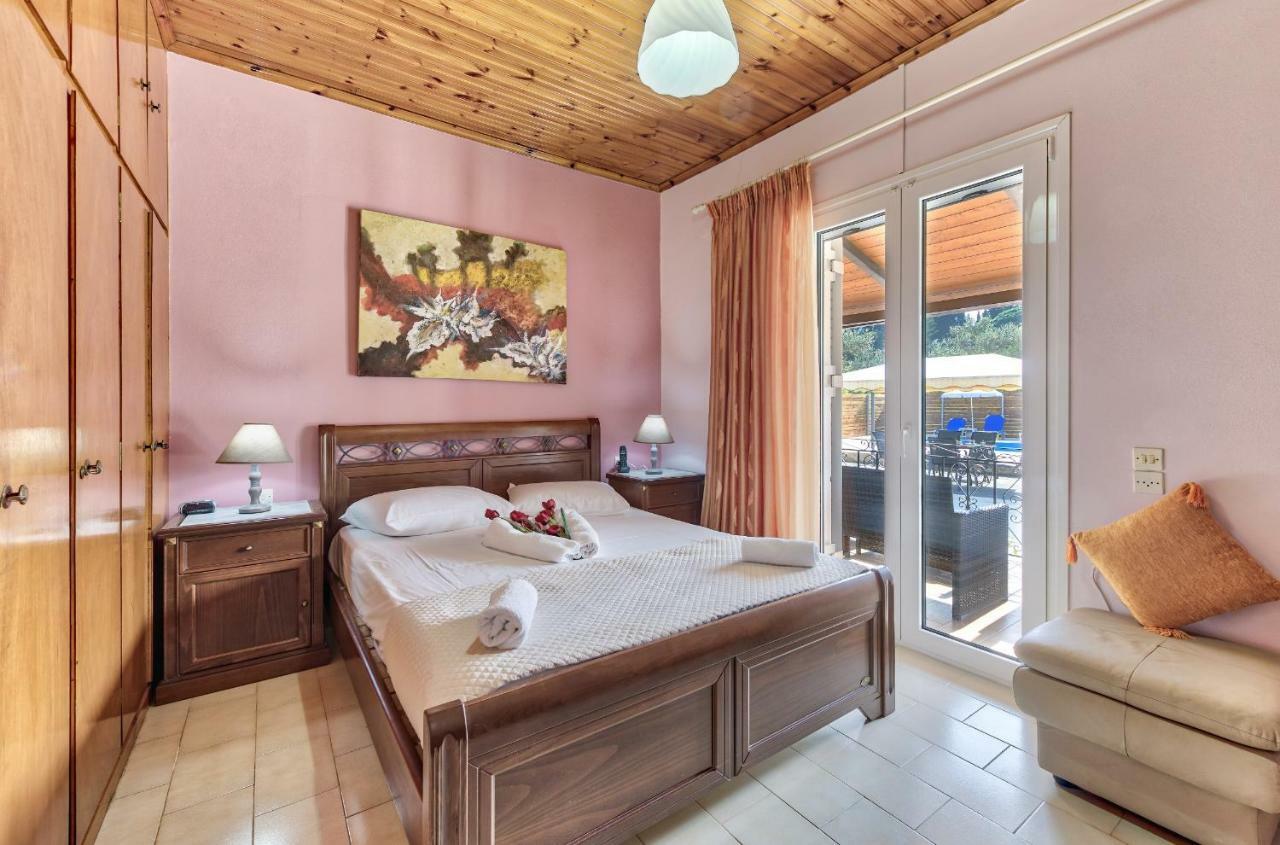 Toscana Villas Gaitani ภายนอก รูปภาพ